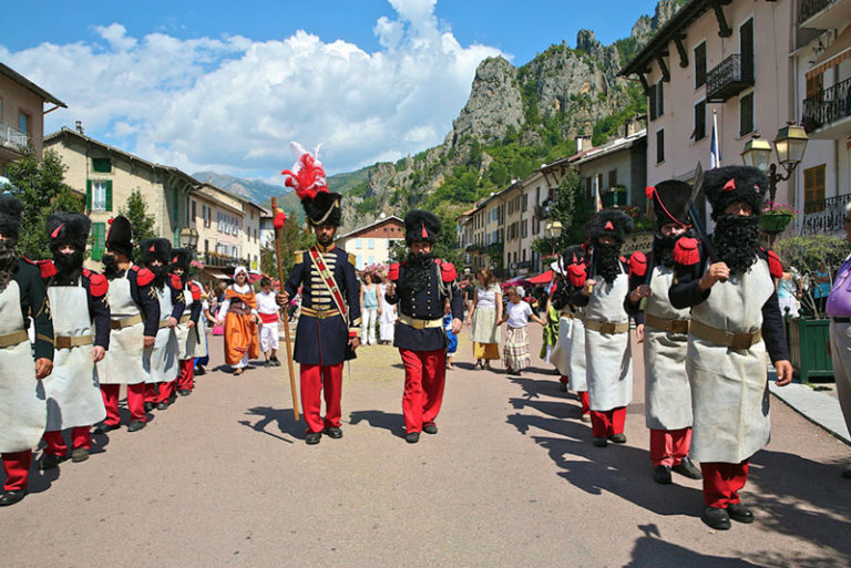 Notre Dame de l’assomption, fête des Sapeurs de l’Empire Notre Dame de l’assomption, fête des Sapeurs de l’Empire